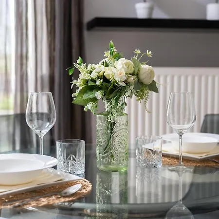 Cozy Karpia 17 With Terrace In By Renters * Poznan